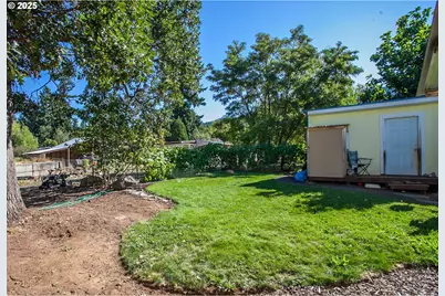 6270 Miller Rd, Mt Hood Prkdl, OR 97041 - Photo 15