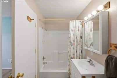 1716 Juniper Ave, Coos Bay, OR 97420 - Photo 15