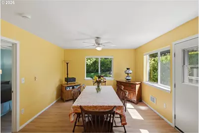 1716 Juniper Ave, Coos Bay, OR 97420 - Photo 11