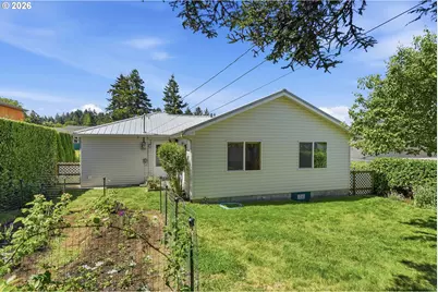 1716 Juniper Ave, Coos Bay, OR 97420 - Photo 25