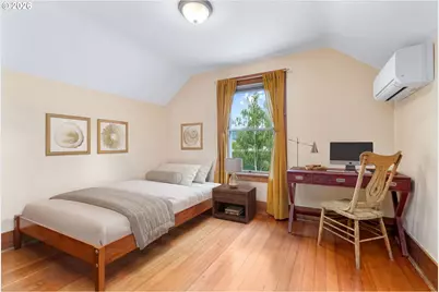 412 10th St, Hood River, OR 97031 - Photo 29