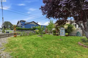 2294 Marion St, North Bend, OR 97459 - Photo 41