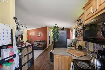 2294 Marion St, North Bend, OR 97459 - Photo 21