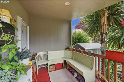 2294 Marion St, North Bend, OR 97459 - Photo 11