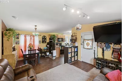 2294 Marion St, North Bend, OR 97459 - Photo 15