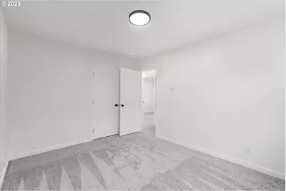 1114 N 1st Ave, Kelso, WA 98626 - Photo 23