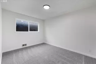 1114 N 1st Ave, Kelso, WA 98626 - Photo 21