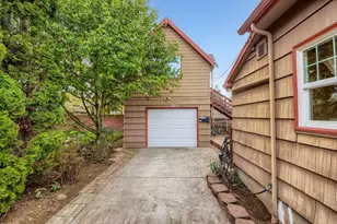 6105 NE 13th Ave, Portland, OR 97211 - Photo 27