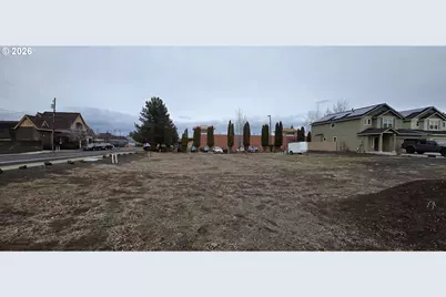 62062 Dean Swift Rd, Bend, OR 97701 - Photo 5