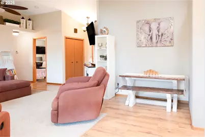 74 Sandalwood Loop, Creswell, OR 97426 - Photo 7