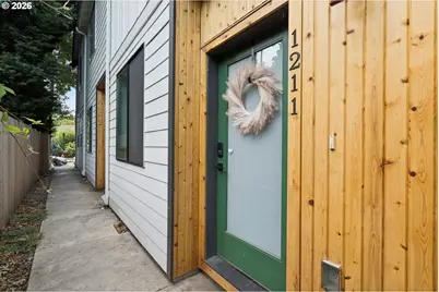 1211 N Winchell St #3, Portland, OR 97217 - Photo 3