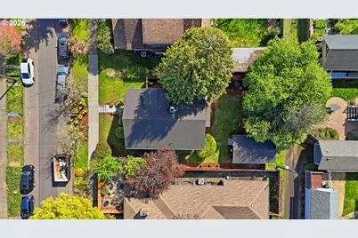 5725 NE 32nd Pl, Portland, OR 97211 - Photo 37