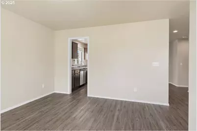 3013 21st Ave, Albany, OR 97322 - Photo 9