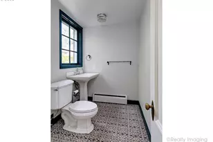 4040 SW 53rd Pl, Portland, OR 97221 - Photo 27