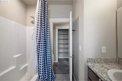 494 NE Cleveland Ave, Gresham, OR 97030 - Photo 19