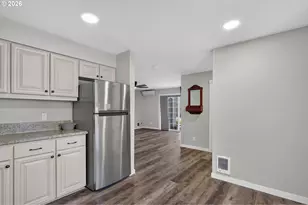 8550 SW Curry Dr, Wilsonville, OR 97070 - Photo 9