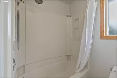 6135 SW Cross Creek Dr, Beaverton, OR 97078 - Photo 25