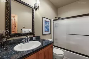 31096 E Multorpor Dr, Government Camp, OR 97028 - Photo 15