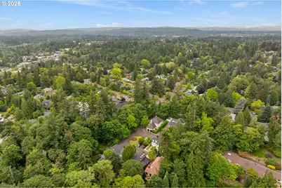 6437 SW Raleighwood Ct, Portland, OR 97221 - Photo 45
