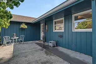 1485 Hallinan St, Lake Oswego, OR 97034 - Photo 3