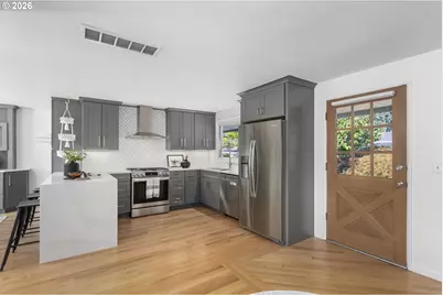 1485 Hallinan St, Lake Oswego, OR 97034 - Photo 5