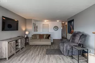 415 W D St, Rainier, OR 97048 - Photo 5