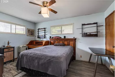 415 W D St, Rainier, OR 97048 - Photo 11