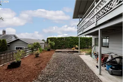 415 W D St, Rainier, OR 97048 - Photo 15