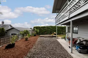 415 W D St, Rainier, OR 97048 - Photo 15