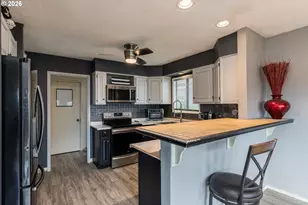 415 W D St, Rainier, OR 97048 - Photo 7