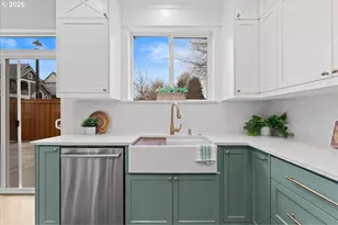 11595 SW Butte Ln, Beaverton, OR 97008 - Photo 15