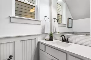 3614 SW Vermont St, Portland, OR 97219 - Photo 9