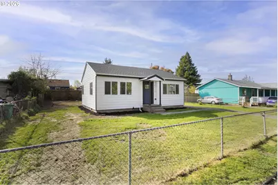 4915 NE 79th Ave, Portland, OR 97218 - Photo 3