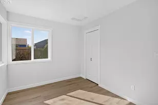 4915 NE 79th Ave, Portland, OR 97218 - Photo 21