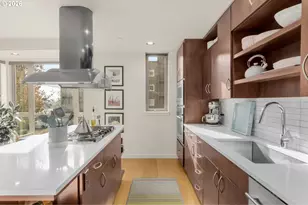 4280 S Corbett Ave, Portland, OR 97239 - Photo 13