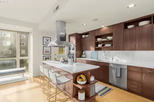 4280 S Corbett Ave, Portland, OR 97239 - Photo 11