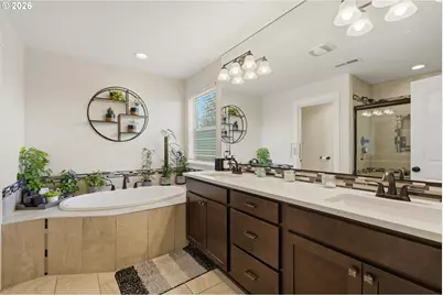 5759 NE Ainsworth St, Portland, OR 97218 - Photo 25