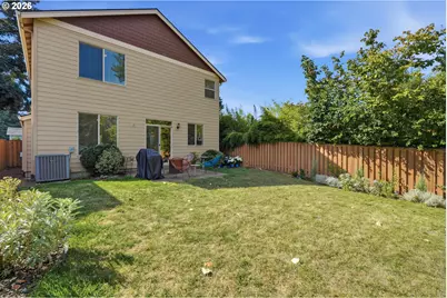 5759 NE Ainsworth St, Portland, OR 97218 - Photo 39