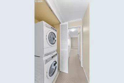 5050 S Landing Dr #202, Portland, OR 97239 - Photo 13
