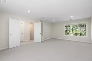 12565 NW Welsh Dr, Portland, OR 97229 - Photo 33