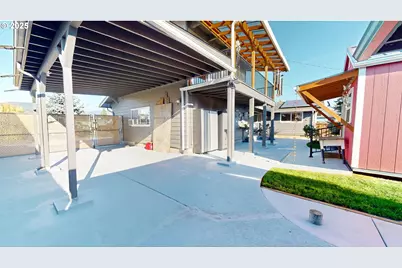 1671 T St, Springfield, OR 97477 - Photo 33