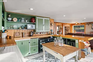 94104 Bellview Ln, Gold Beach, OR 97444 - Photo 9