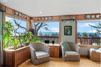 94104 Bellview Ln, Gold Beach, OR 97444 - Photo 7