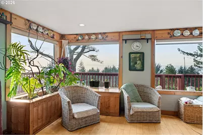 94104 Bellview Ln, Gold Beach, OR 97444 - Photo 7
