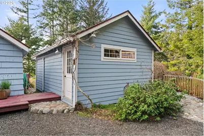 94104 Bellview Ln, Gold Beach, OR 97444 - Photo 21