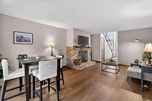 445 NE Village Squire Ave, Gresham, OR 97030 - Photo 9