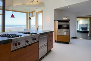 880 Ocean Dr SW, Bandon, OR 97411 - Photo 17