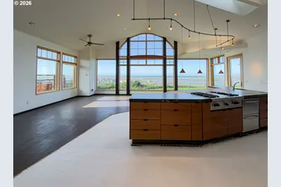 880 Ocean Dr SW, Bandon, OR 97411 - Photo 13