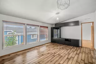 3930 SE 162nd Ave, Portland, OR 97236 - Photo 5