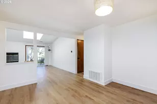 11990 SW Corby Dr, Portland, OR 97225 - Photo 5